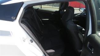 2022 Toyota Prius - Thumbnail