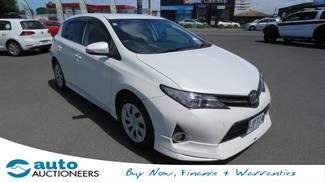2012 Toyota Auris - Thumbnail