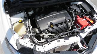 2012 Toyota Auris - Thumbnail
