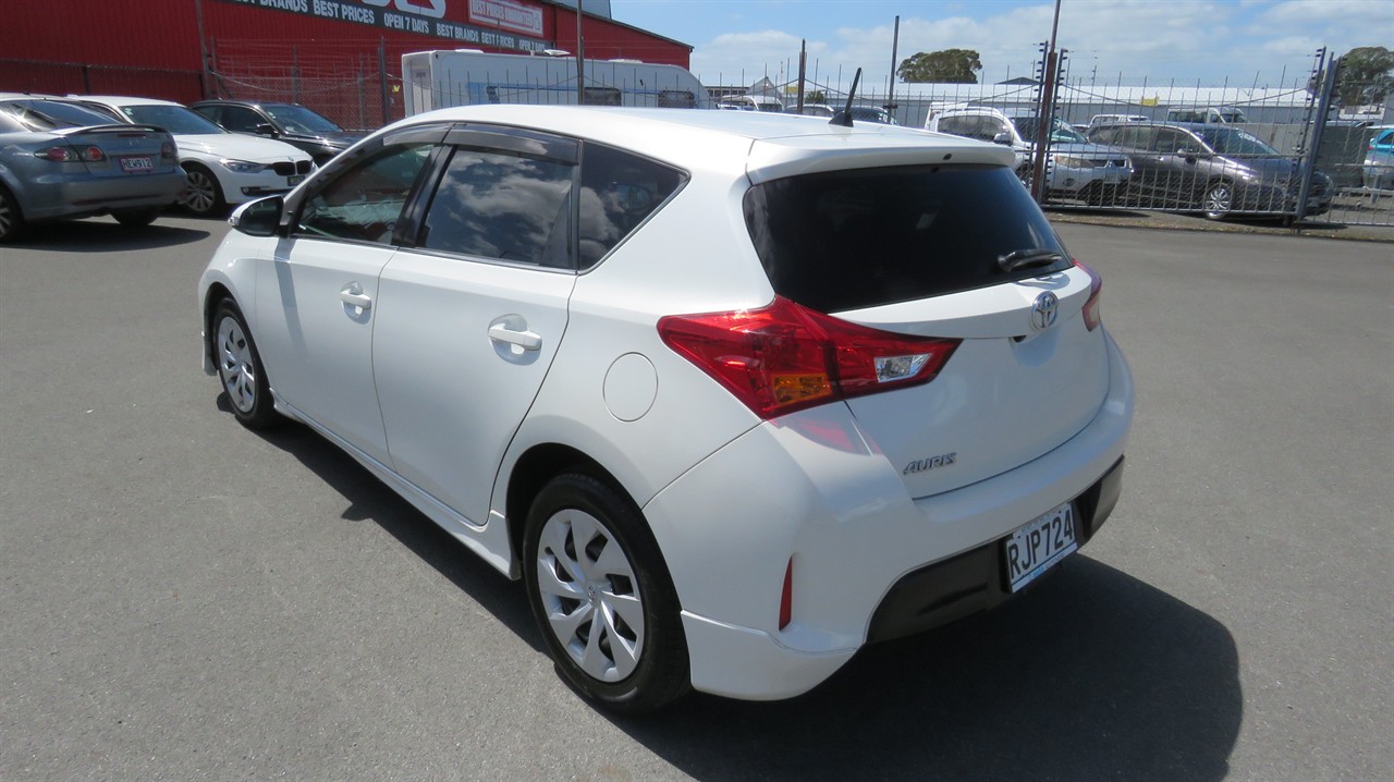 2012 Toyota Auris