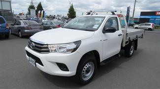 2018 Toyota Hilux - Thumbnail