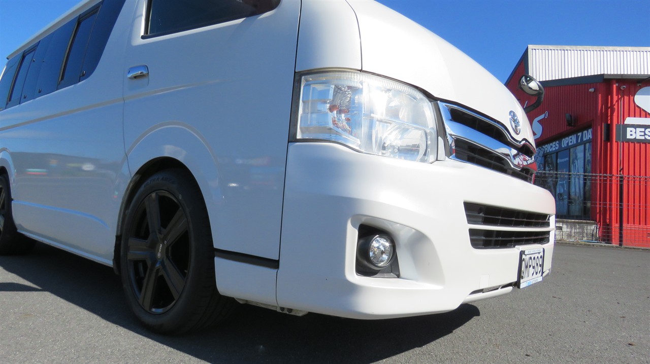 2011 Toyota Hiace