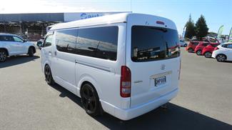 2011 Toyota Hiace - Thumbnail