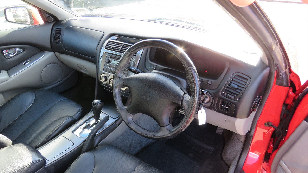 2003 Mitsubishi Diamante