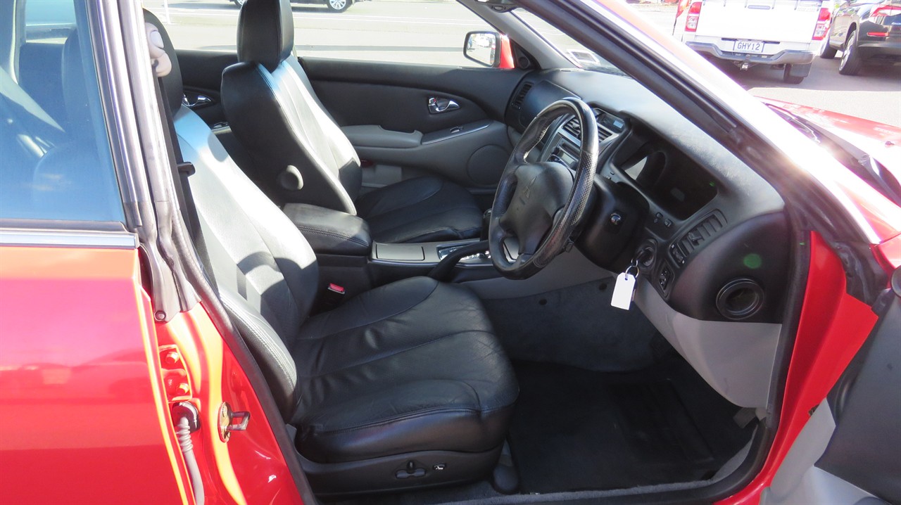 2003 Mitsubishi Diamante