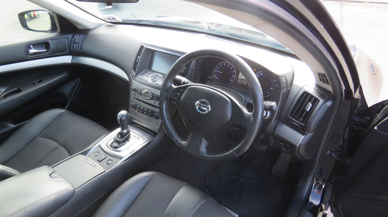 2012 Nissan Skyline