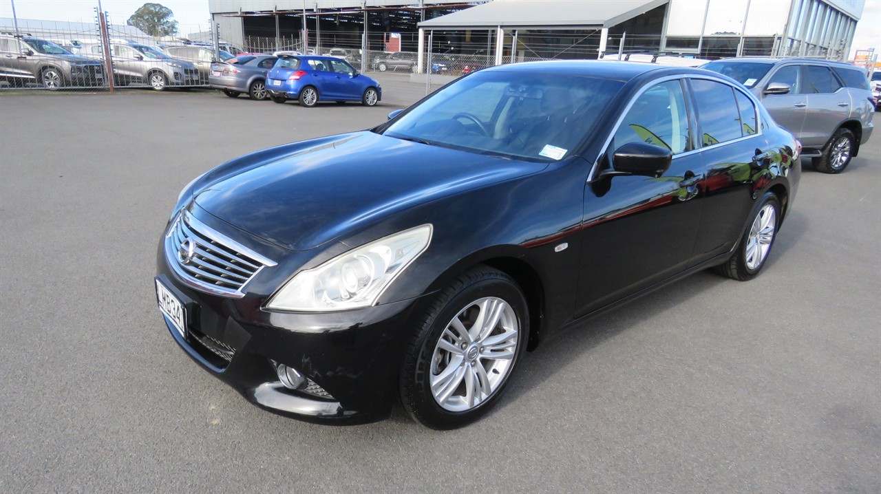 2012 Nissan Skyline