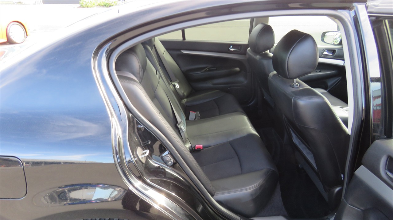 2012 Nissan Skyline