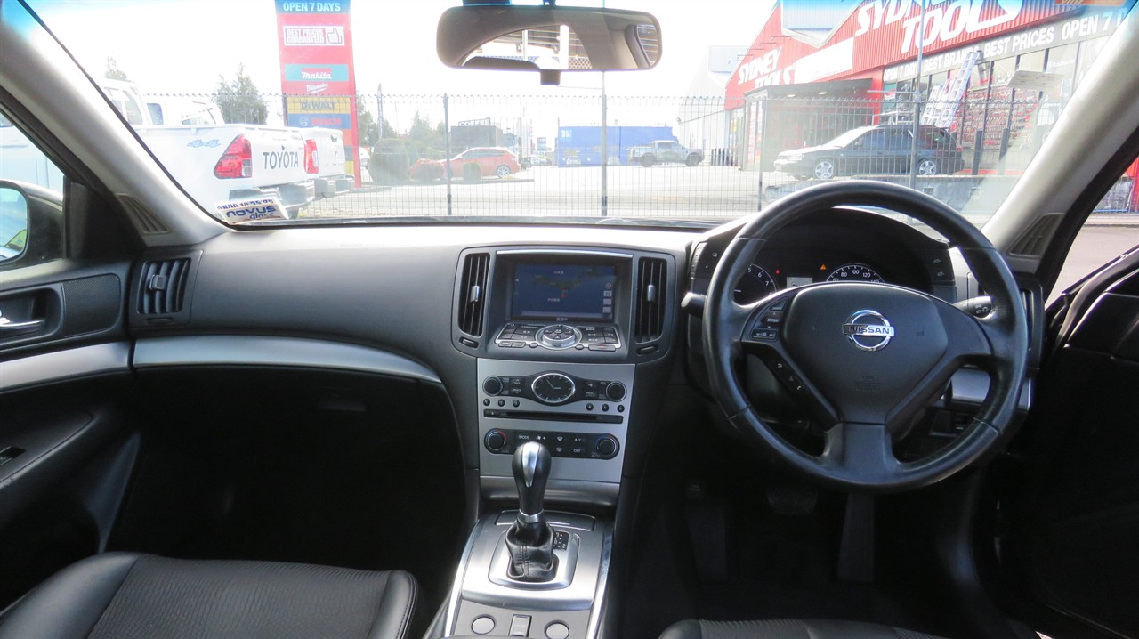 2012 Nissan Skyline