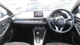 2016 Mazda 2 - Thumbnail