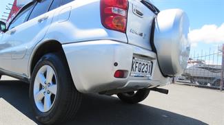 2004 Toyota RAV4 - Thumbnail