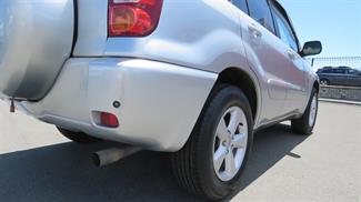 2004 Toyota RAV4 - Thumbnail