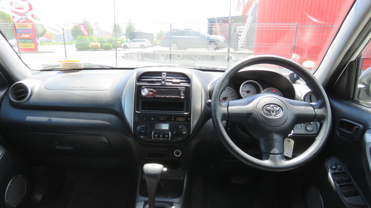 2004 Toyota RAV4