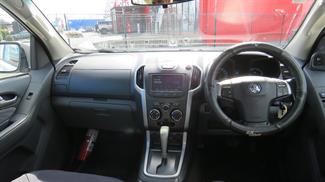 2015 Holden Colorado - Thumbnail