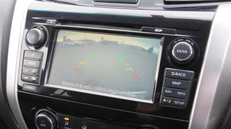 2018 Nissan Navara - Thumbnail