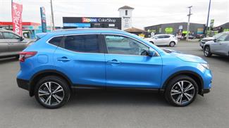 2018 Nissan Qashqai - Thumbnail