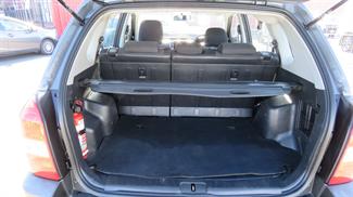 2010 Hyundai Tucson - Thumbnail