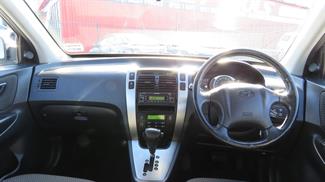2010 Hyundai Tucson - Thumbnail
