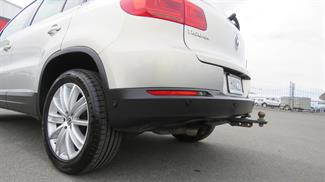 2013 Volkswagen Tiguan - Thumbnail