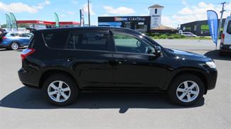 2009 Toyota Vanguard - Thumbnail