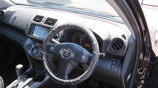 2009 Toyota Vanguard - Thumbnail