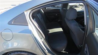 2016 Holden Cruze - Thumbnail