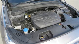 2019 Hyundai Santa Fe - Thumbnail