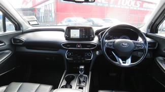 2019 Hyundai Santa Fe - Thumbnail