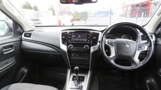 2019 Mitsubishi Triton - Thumbnail