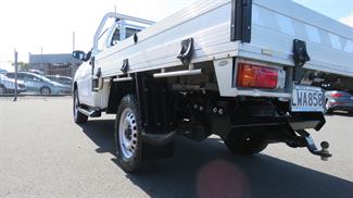 2018 Toyota Hilux - Thumbnail