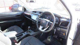 2018 Toyota Hilux - Thumbnail