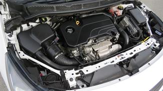 2019 Holden Astra - Thumbnail