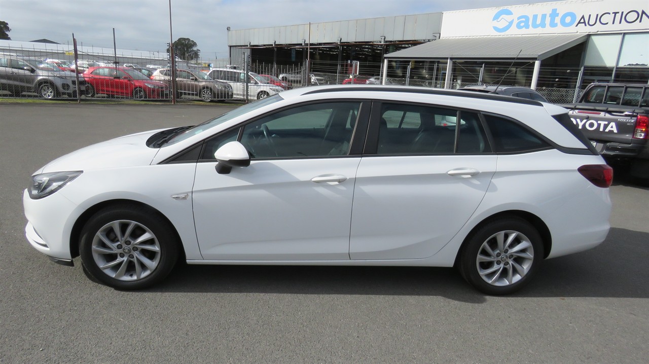 2019 Holden Astra