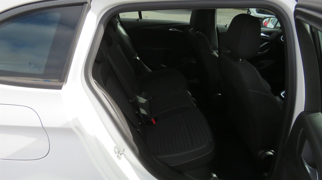 2019 Holden Astra