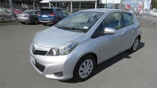 2012 Toyota Yaris - Thumbnail
