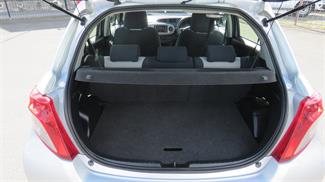 2012 Toyota Yaris - Thumbnail