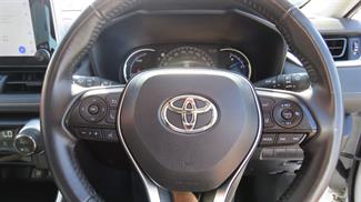 2023 Toyota RAV4 - Thumbnail