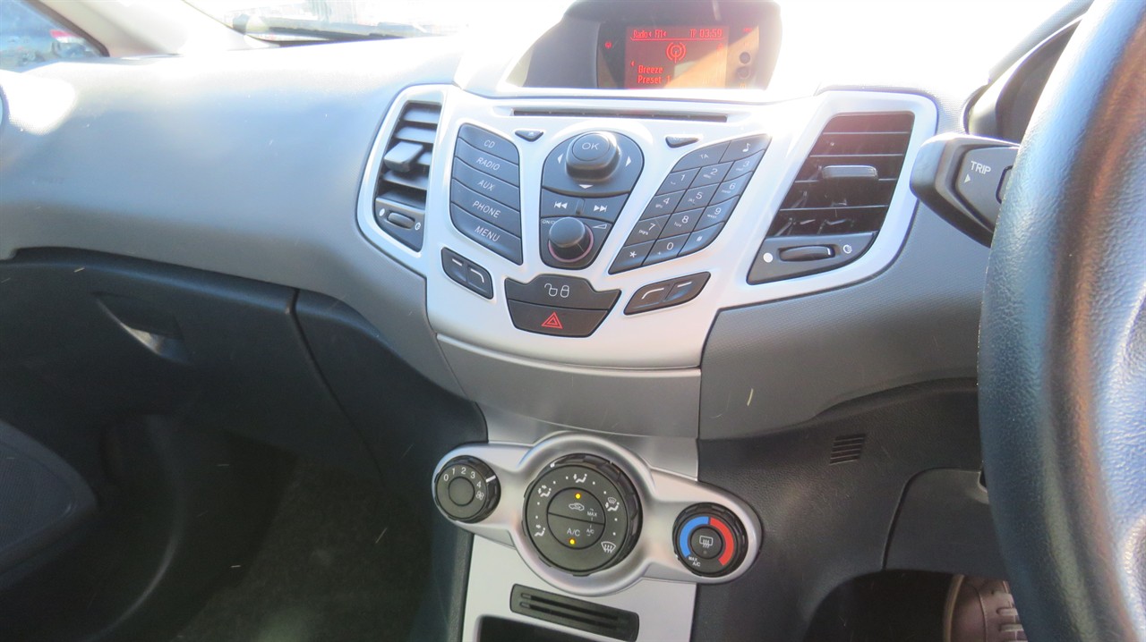 2011 Ford Fiesta