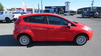 2011 Ford Fiesta - Thumbnail
