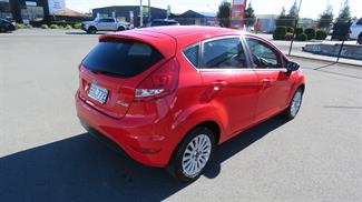 2011 Ford Fiesta - Thumbnail