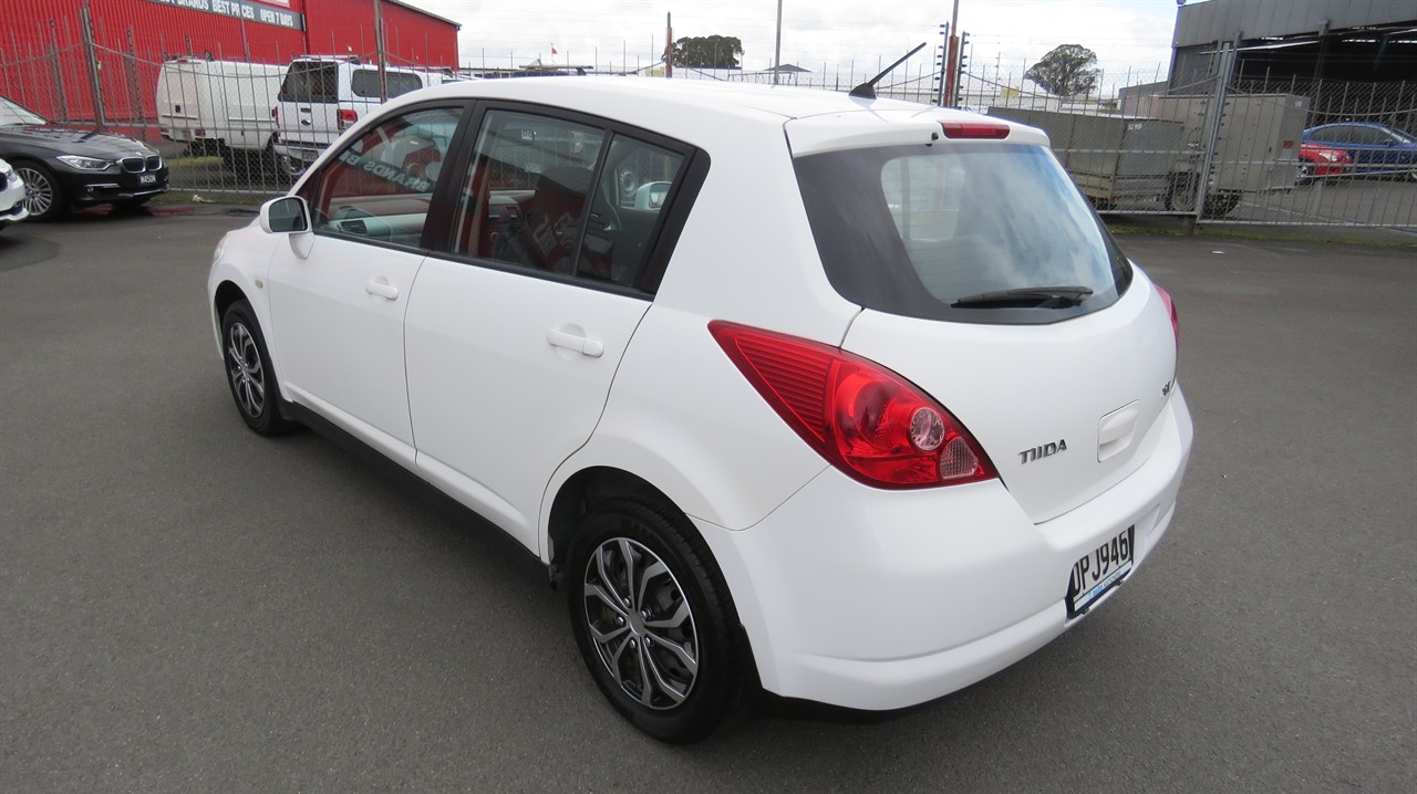 2006 Nissan Tiida