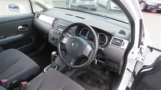 2006 Nissan Tiida - Thumbnail