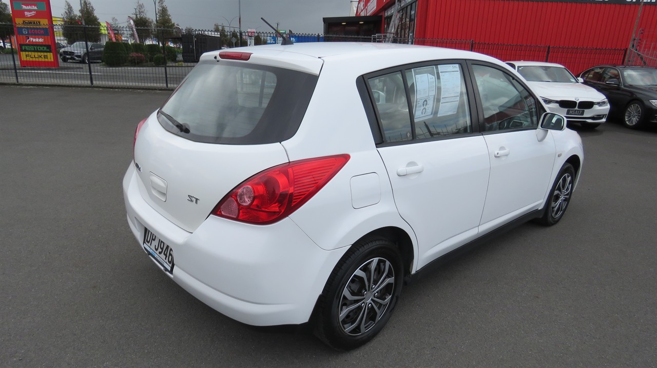 2006 Nissan Tiida