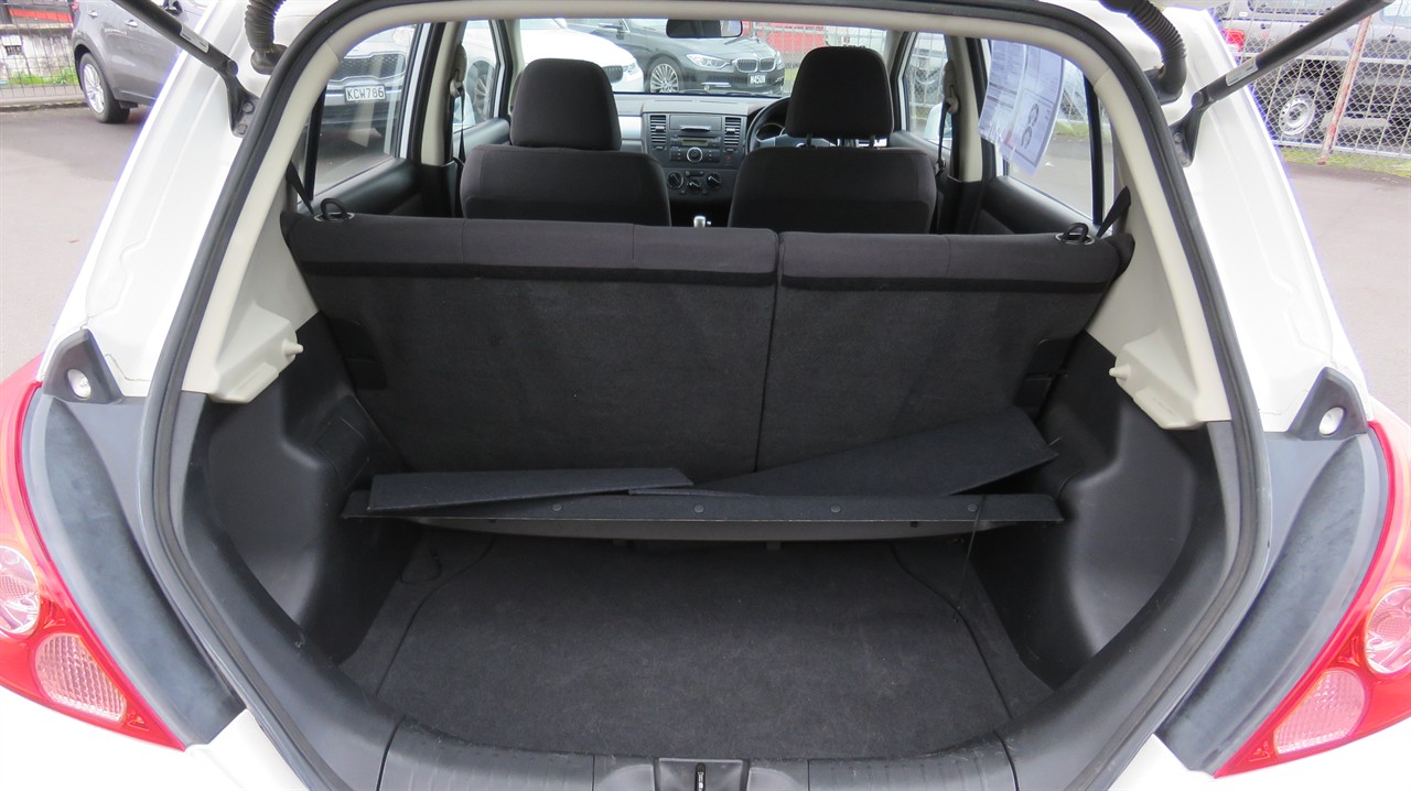 2006 Nissan Tiida