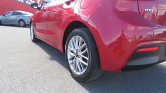 2019 Kia Rio - Thumbnail