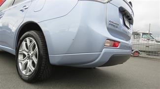 2014 Mitsubishi Outlander - Thumbnail