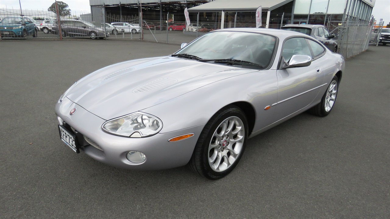 2001 Jaguar Xkr