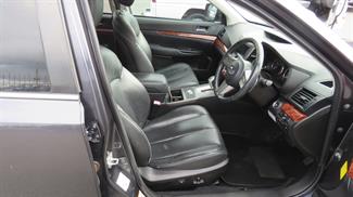 2010 Subaru Legacy - Thumbnail