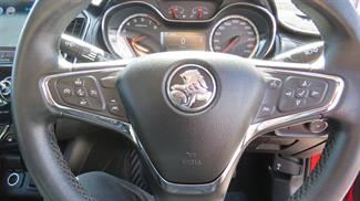2018 Holden Astra - Thumbnail