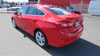 2018 Holden Astra - Thumbnail